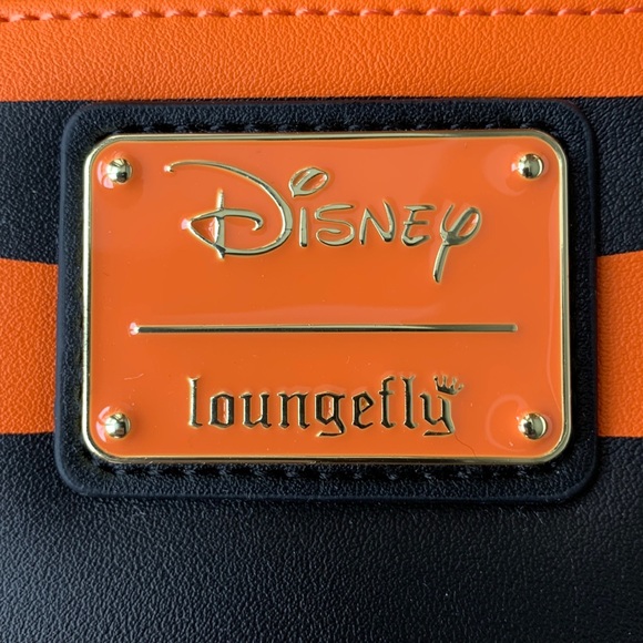 Loungefly Winnie the Pooh Tigger Cosplay Flap Wallet - Picture 6 of 16